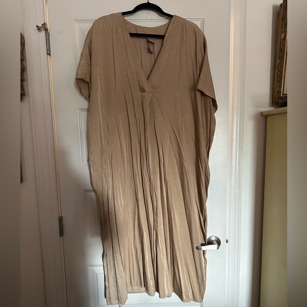 H&M cream color tunic maxi